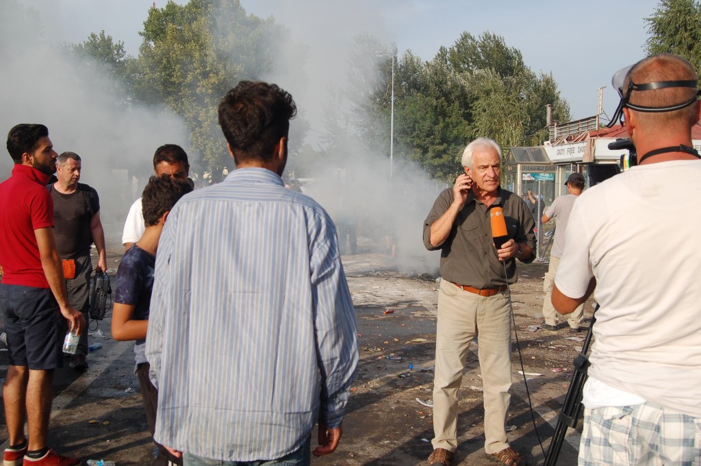 Katastrophenjournalismus nach dem Tränengasangriff des ungarischen Militärs